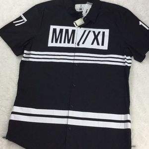 Jeans by Buffalo graphic short sleeve shirt